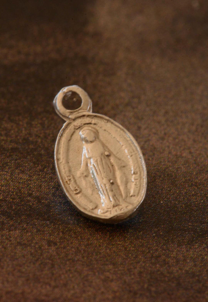 Mary - Pendant only